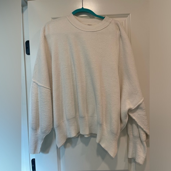 White Free People Sweater - Picture 1 of 5